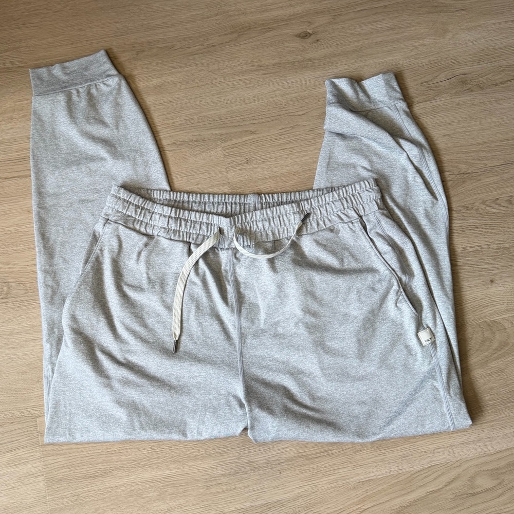 Vuori Performance Joggers